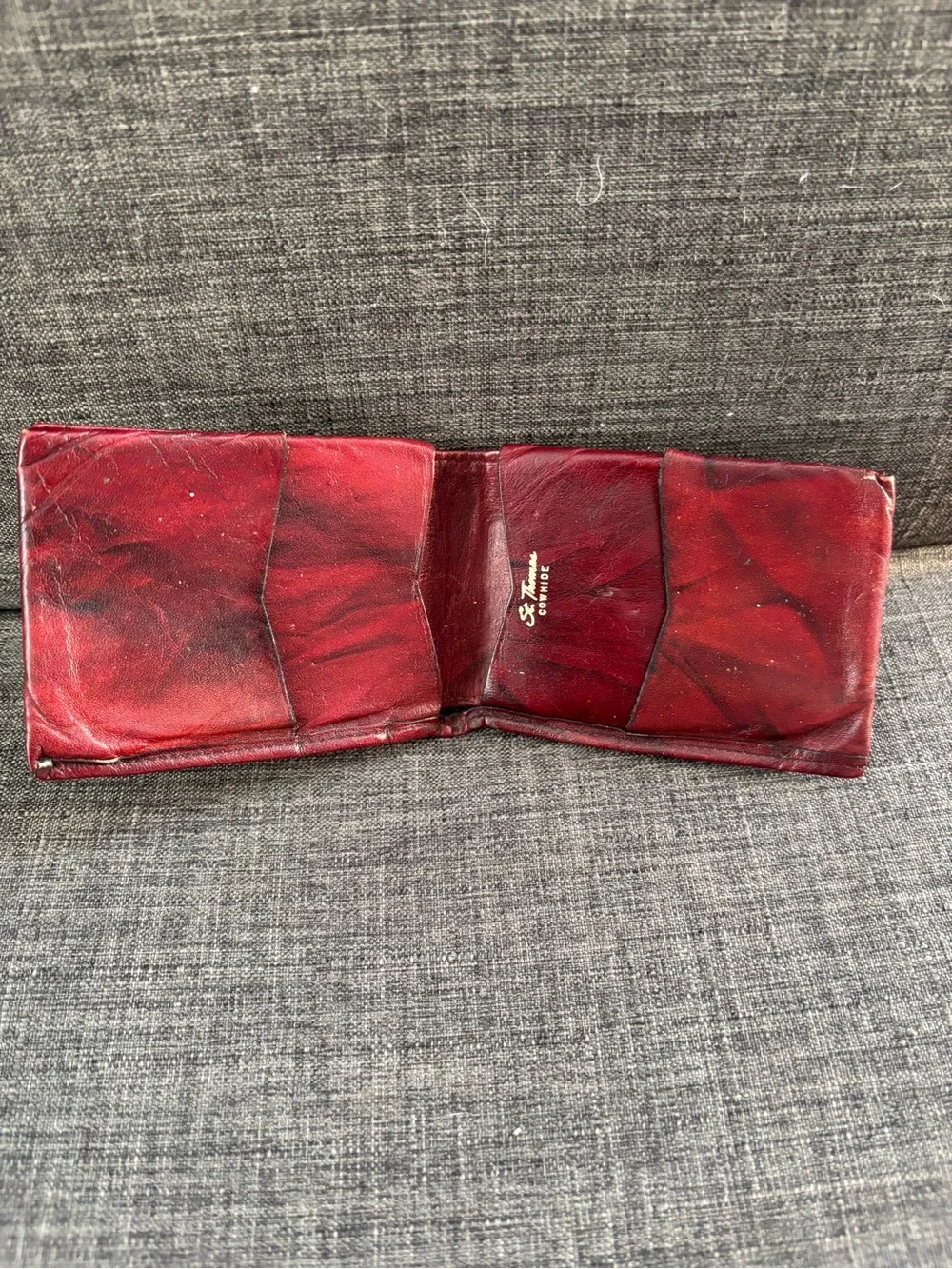Vintage Men's Cowhide Leather Bifold Wallet - Red